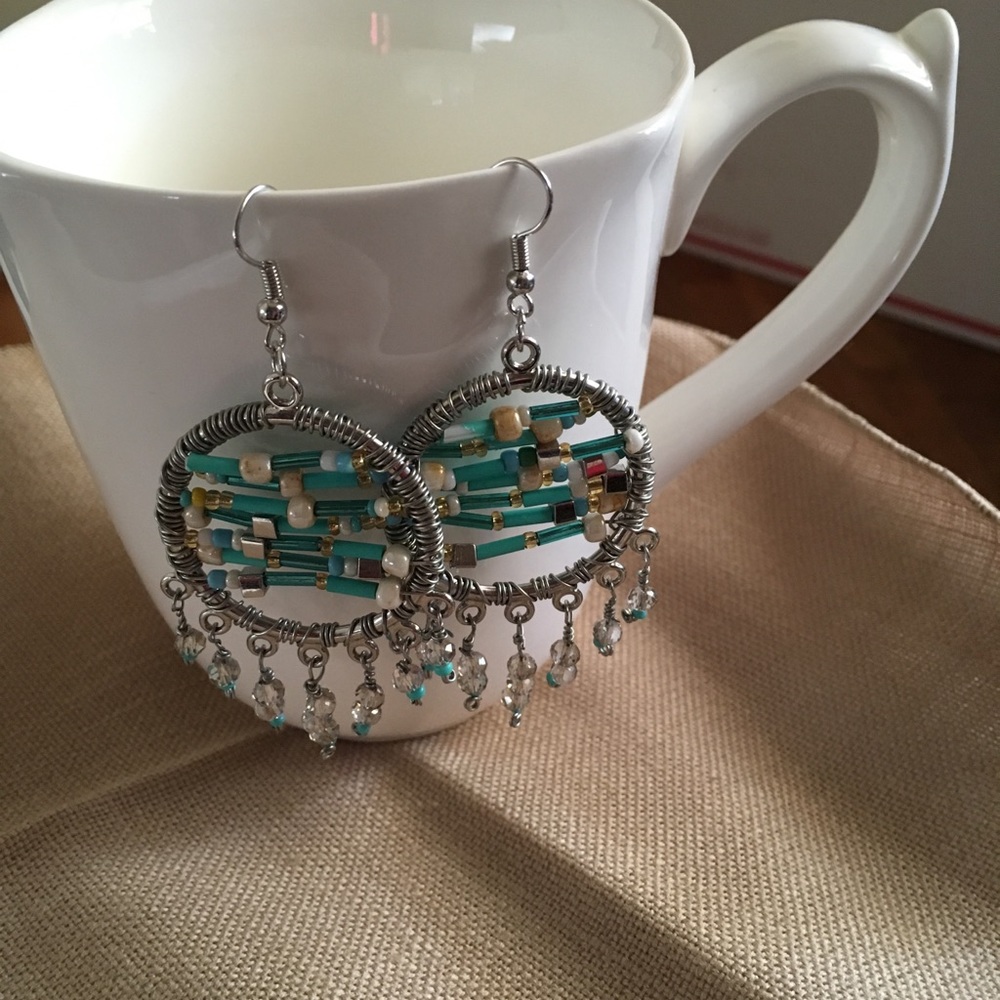 Fashion earrings, dangle earrings